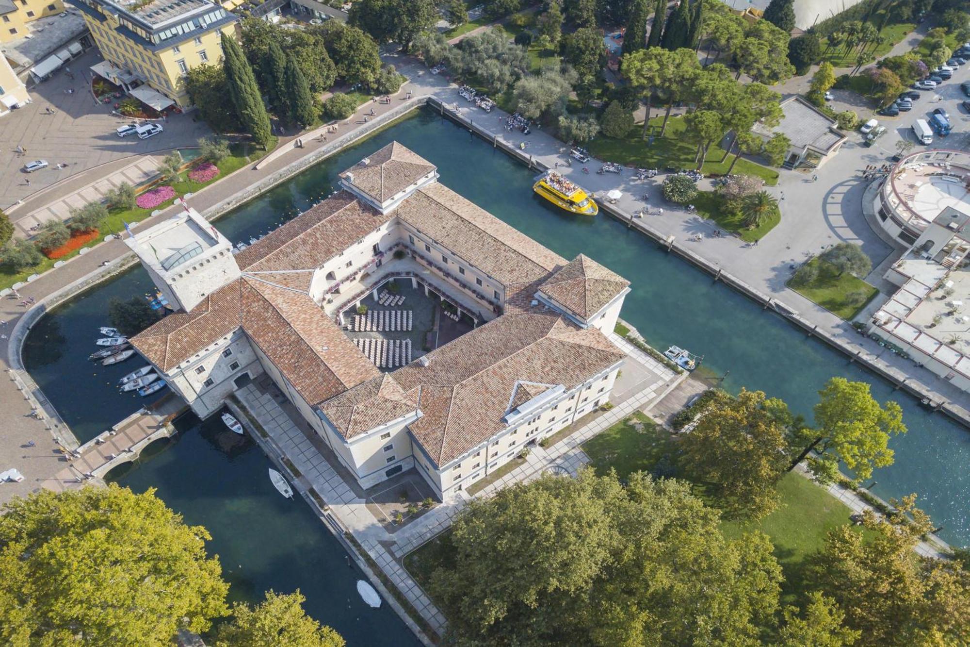 Appartamento Centro Storico Riva - Happy Rentals Buitenkant foto