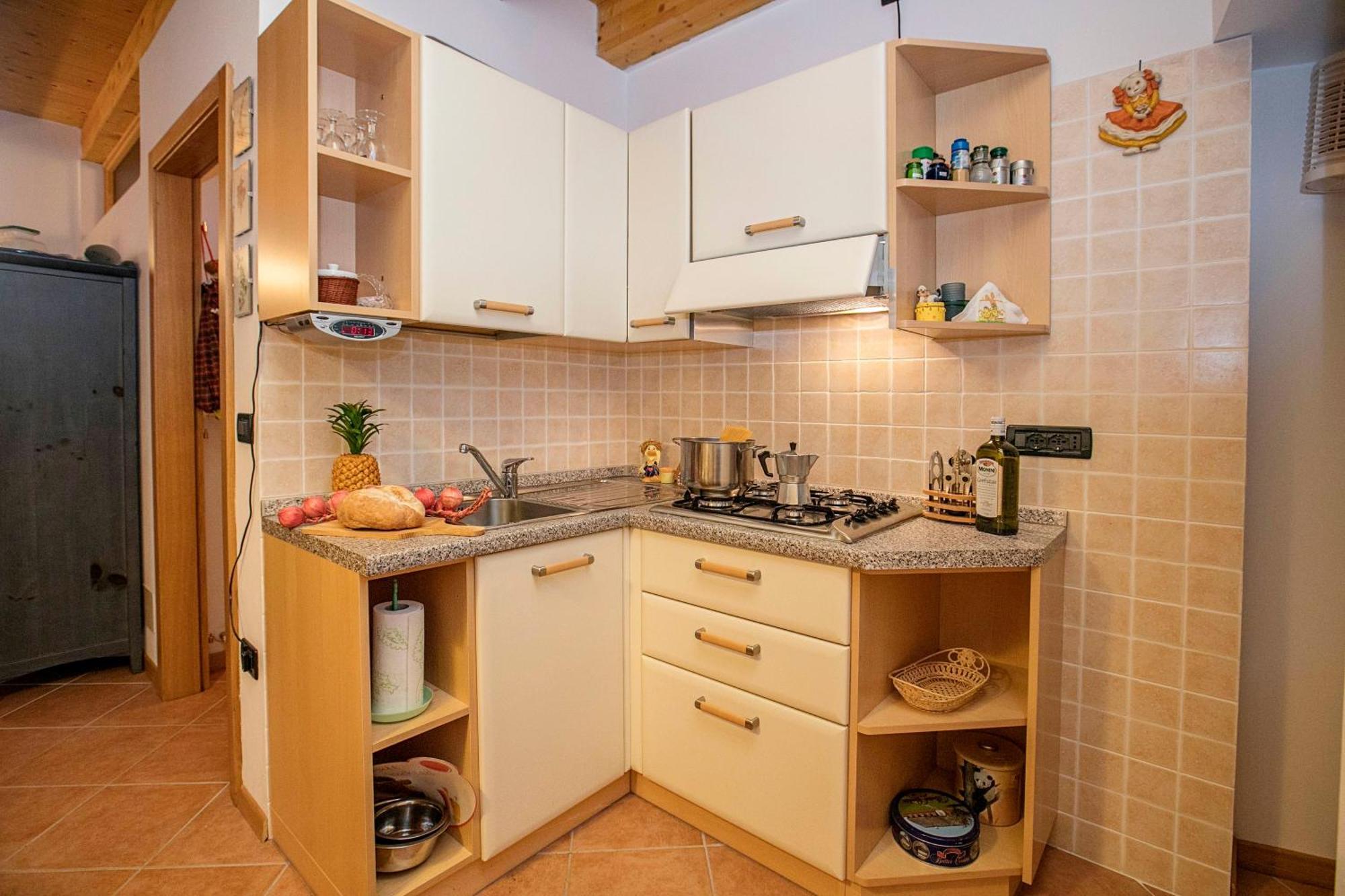 Appartamento Centro Storico Riva - Happy Rentals Buitenkant foto